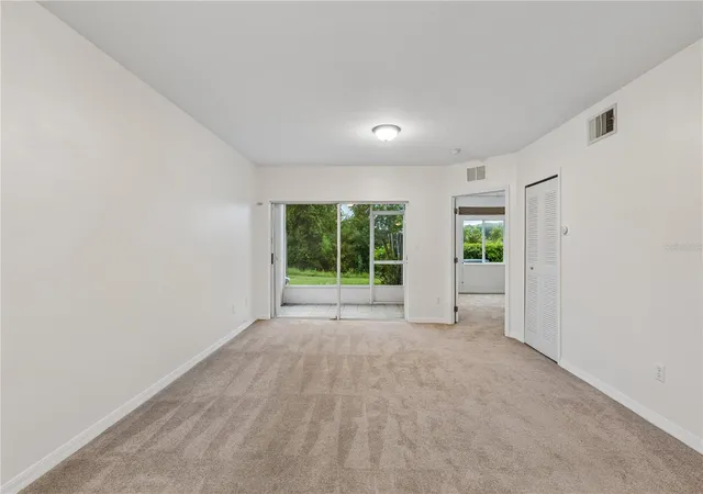 Photo 3 of Condo for sale at 522 Villa Del Sol Cir #101, Orlando, FL 32824 | MLS# O6433606 | Listing updated on 2026-09-11