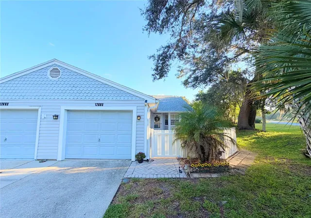Photo 1 of Single family home for sale at 12605 Knollbrook Ln, Hudson, FL 34669 | MLS# W7888616 | Listing updated on 2026-09-30