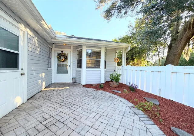 Photo 3 of Single family home for sale at 12605 Knollbrook Ln, Hudson, FL 34669 | MLS# W7888616 | Listing updated on 2026-09-30