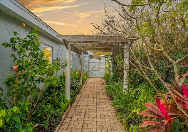 Photo 35 of Single family home for sale at 2102 W Kyra Dr, TAMPA, FL 33612 | MLS# TB8539000 | Listing updated on 2026-09-30