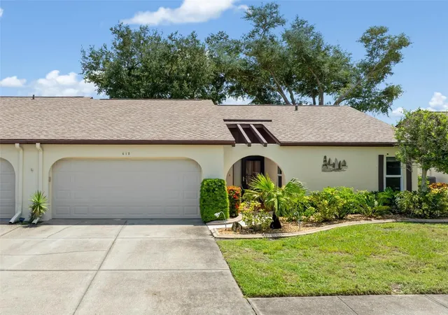 Photo 1 of Condo for sale at 612 Chestnut Ln, Englewood, FL 34223 | MLS# C7529612 | Listing updated on 2026-09-11