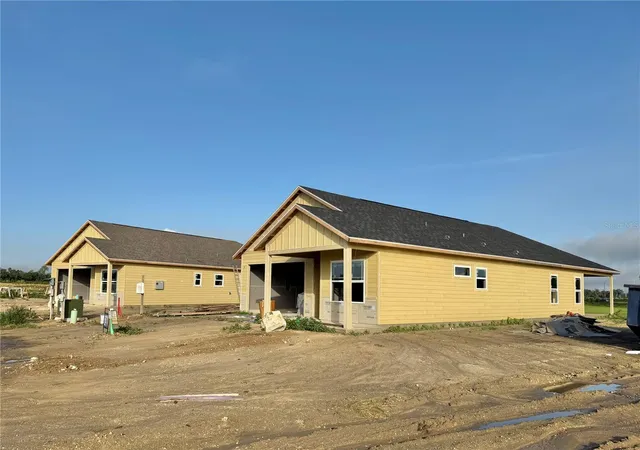 Photo 3 of Multi family home for sale at 122 Sw & 146 212nd Dr, Newberry, FL 32669 | MLS# GC542763 | Listing updated on 2026-09-10