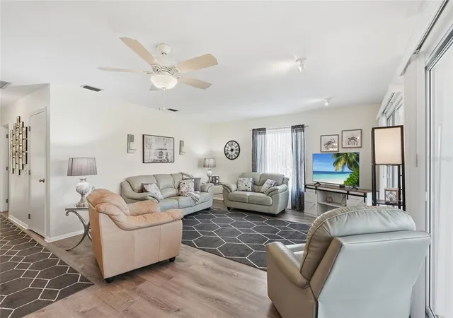 Photo 3 of Sale Pending at 8451 SW Sunnybreeze Rd, Arcadia, FL 34269 | MLS# C7529615 | Listing updated on 2026-09-11