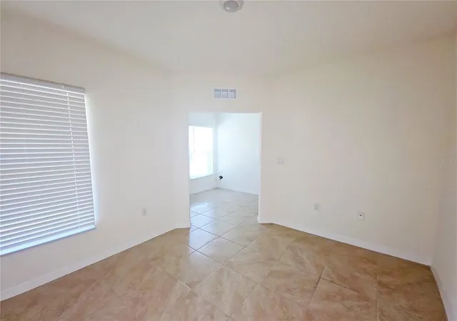 Photo 4 of Single family home for sale at 2936 Sunridge Loop, Saint Cloud, FL 34771 | MLS# S5155687 | Listing updated on 2026-09-24