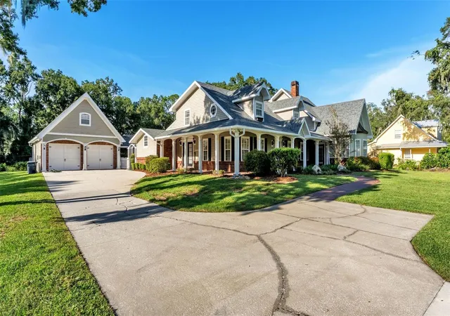 Photo 2 of Single family home for sale at 4233 Homewood Ln, Lakeland, FL 33811 | MLS# L4964317 | Listing updated on 2026-10-21