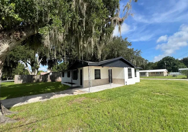 Photo 3 of Single family home for sale at 3603 Publix Rd, Lakeland, FL 33810 | MLS# L4964319 | Listing updated on 2026-09-11