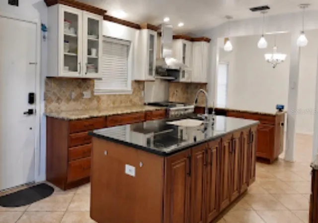 Photo 3 of Single family home for sale at 1055 Holden Ave, Orlando, FL 32839 | MLS# S5155746 | Listing updated on 2026-09-13