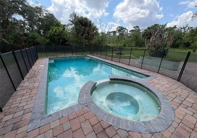 Photo 3 of Single family home for sale at 120 Longbranch Rd, Winter Park, FL 32792 | MLS# O6434232 | Listing updated on 2026-09-25