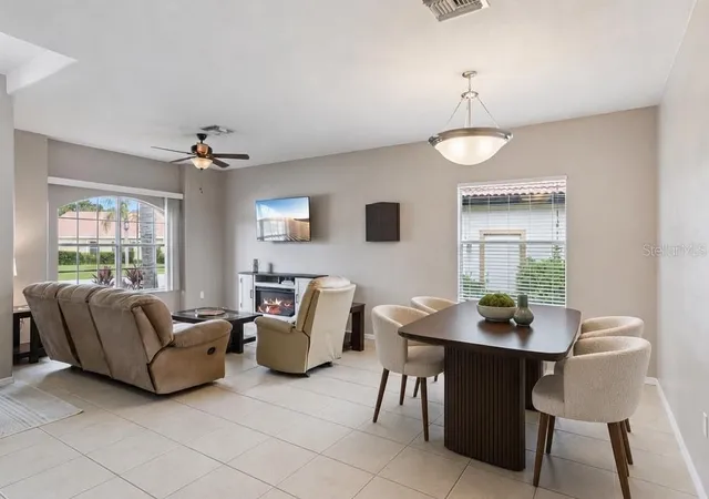 Photo 4 of Single family home for sale at 1742 Altavista Cir, Lakeland, FL 33810 | MLS# L4964356 | Listing updated on 2026-10-22