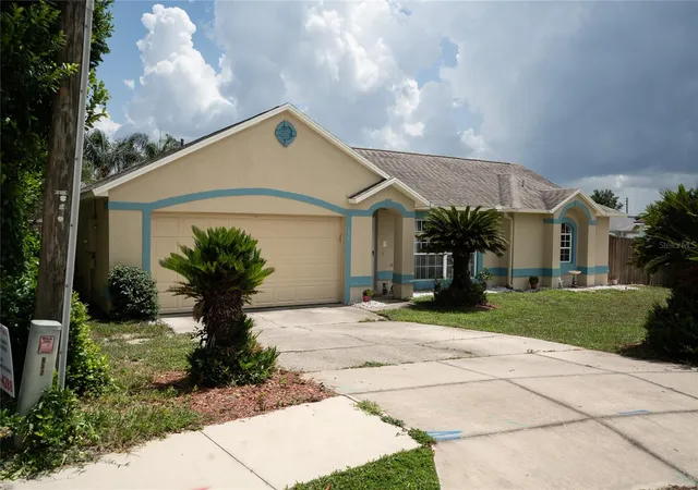 Photo 2 of Single family home for sale at 832 White Birch Ct, Orange City, FL 32763 | MLS# V4950777 | Listing updated on 2026-09-24