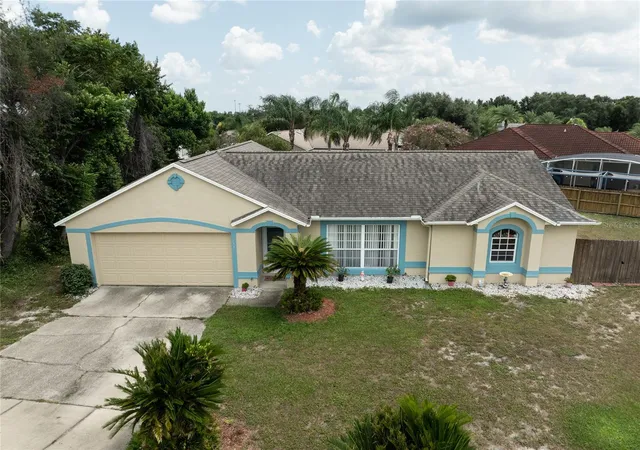 Photo 3 of Single family home for sale at 832 White Birch Ct, Orange City, FL 32763 | MLS# V4950777 | Listing updated on 2026-09-24