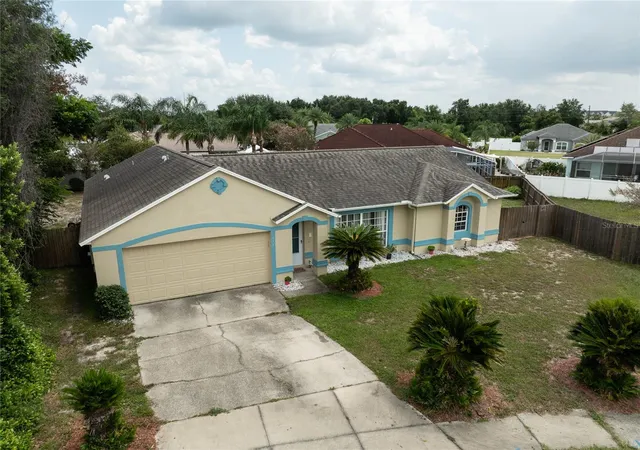 Photo 3 of Single family home for sale at 832 White Birch Ct, Orange City, FL 32763 | MLS# V4950777 | Listing updated on 2026-09-24