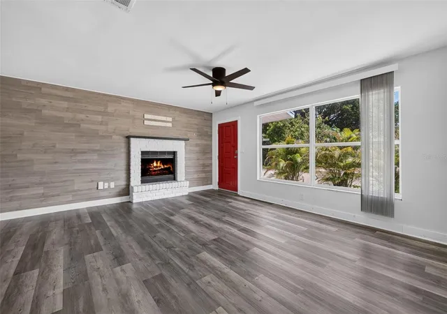 Photo 3 of Single family home for sale at 2175 43rd Avenue N, Saint Petersburg, FL 33714 | MLS# TB8539714 | Listing updated on 2026-09-29