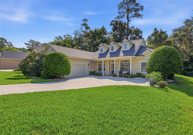 Single family home for sale at 11123 Nw 18Th Rd, GAINESVILLE, FL 32606 | MLS# GC542821