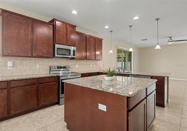 Photo 3 of Single family home for sale at 10413 Avian Forrest Dr, Riverview, FL 33578 | MLS# TB8539854 | Listing updated on 2026-09-15