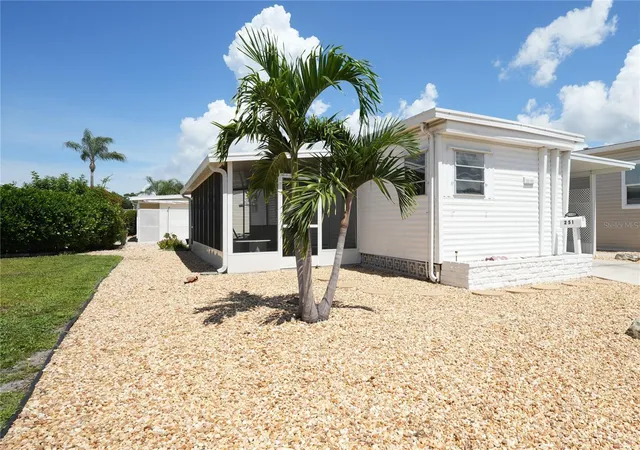 Manufactured home for sale at 251 Southwinds Dr, SARASOTA, FL 34231 | MLS# A4703297