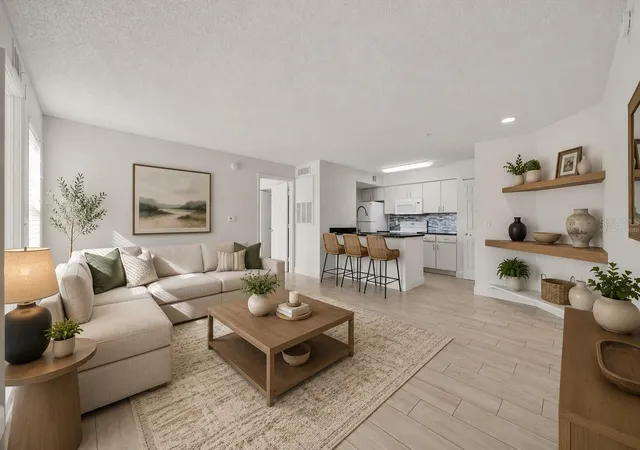 Listing Photo 1 - Condo for sale in building located at 2212 Grand Cayman Ct, Kissimmee, FL 34741 - Unit #1617
