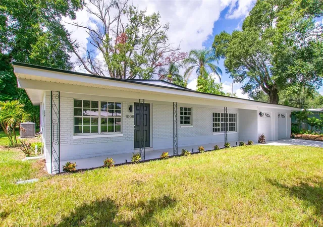 Photo 1 of Single family home for sale at 1008 Berwyn Rd, Orlando, FL 32806 | MLS# O6434500 | Listing updated on 2026-09-30