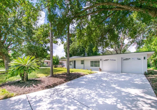 Photo 3 of Single family home for sale at 1008 Berwyn Rd, Orlando, FL 32806 | MLS# O6434500 | Listing updated on 2026-10-22
