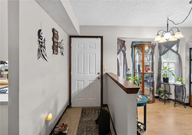 Listing Photo 4 - Condo for sale in building located at 4807 Coachmans Dr, Orlando, FL 32812 - Unit #2402
