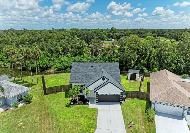 Photo 1 of Single family home for sale at 3220 37th Terrace E, Bradenton, FL 34208 | MLS# A4703373 | Listing updated on 2026-10-08
