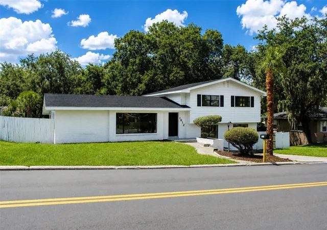 Photo 1 of Single family home for sale at 1612 Martin Luther King Jr Ave, Lakeland, FL 33805 | MLS# A4703406 | Listing updated on 2026-10-21