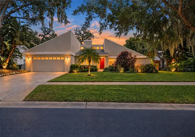 Photo 1 of Single family home for sale at 2555 Sweetgum Wy W, Clearwater, FL 33761 | MLS# TB8540298 | Listing updated on 2026-09-22