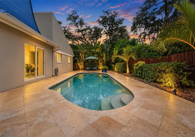 Photo 2 of Single family home for sale at 2555 Sweetgum Wy W, Clearwater, FL 33761 | MLS# TB8540298 | Listing updated on 2026-10-06