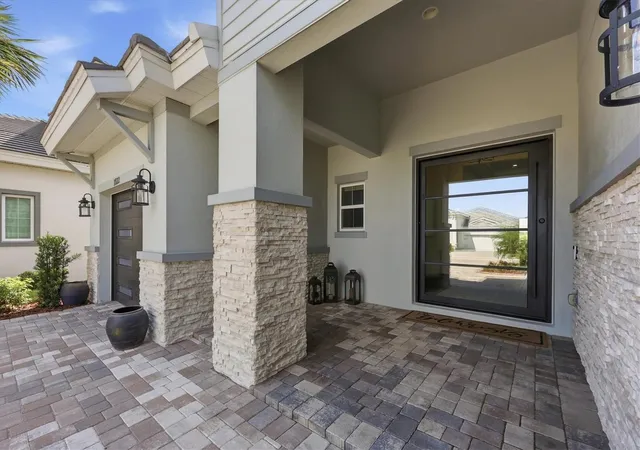 Photo 4 of Single family home for sale at 17122 Ranchside Pl, Bradenton, FL 34211 | MLS# A4703438 | Listing updated on 2026-10-23