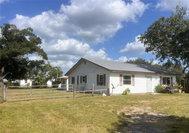 Photo 2 of Single family home for sale at 6586 NE Moore Ave, Arcadia, FL 34266 | MLS# A4703440 | Listing updated on 2026-09-11