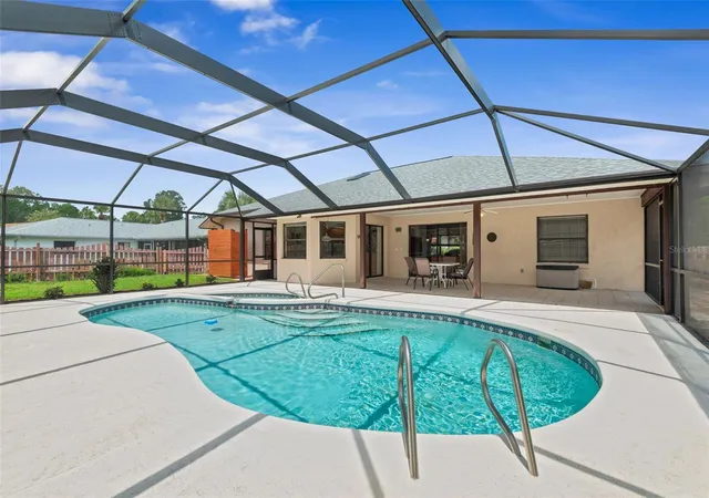 Photo 4 of Single family home for sale at 45 Webster Ln, Palm Coast, FL 32164 | MLS# FC320816 | Listing updated on 2026-10-26