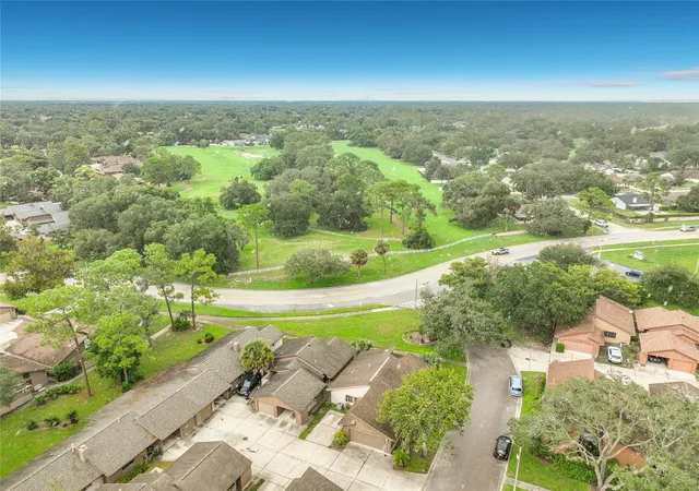 Photo 3 of Townhouse for sale at 250 Raintree Dr, Casselberry, FL 32707 | MLS# O6434960 | Listing updated on 2026-09-11