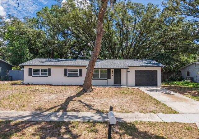 Photo 1 of Sale Pending at 3669 Yosemite Dr, Orlando, FL 32818 | MLS# S5155945 | Listing updated on 2026-10-05