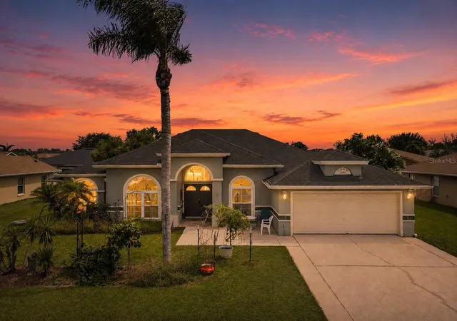 Photo 2 of Single family home for sale at 2856 Middleton Cir, Kissimmee, FL 34743 | MLS# S5155955 | Listing updated on 2026-09-12
