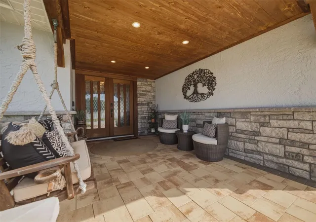 Photo 2 of Single family home for sale at 7151 121st Avenue, Largo, FL 33773 | MLS# TB8540587 | Listing updated on 2026-09-23