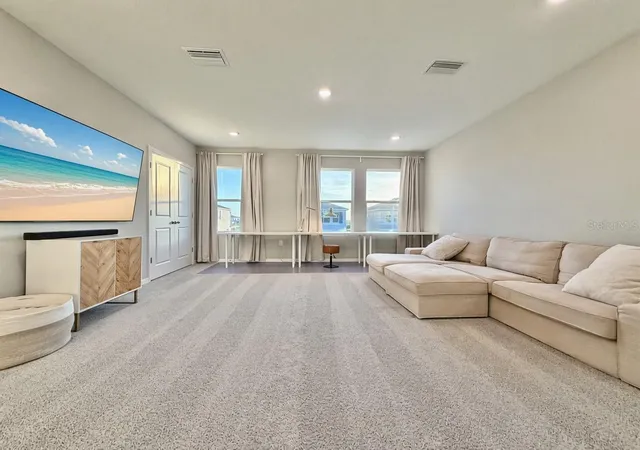Photo 3 of Single family home for sale at 11304 Spoonbill Flock Way, San Antonio, FL 33576 | MLS# W7888753 | Listing updated on 2026-10-08