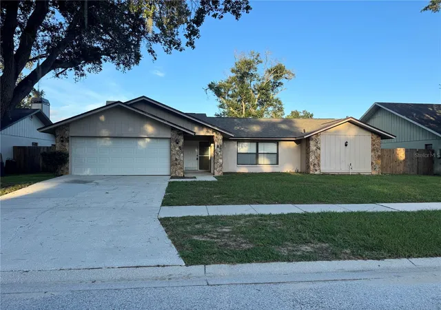 Photo 1 of Single family home for sale at 2537 Arborwood Dr, Valrico, FL 33596 | MLS# TB8540618 | Listing updated on 2026-10-02