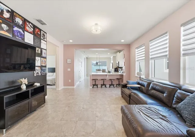 Photo 4 of Single family home for sale at 2524 Rapollo Dr, Kissimmee, FL 34741 | MLS# S5155969 | Listing updated on 2026-09-11