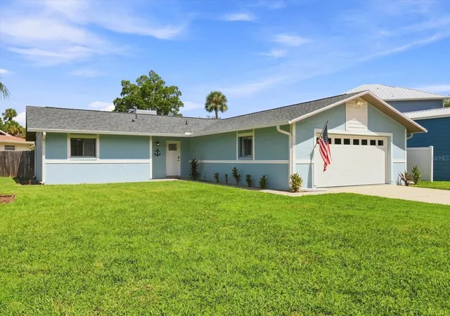 Photo 1 of Single family home for sale at 11271 W Coral Ct, Crystal River, FL 34429 | MLS# TB8540655 | Listing updated on 2026-09-30