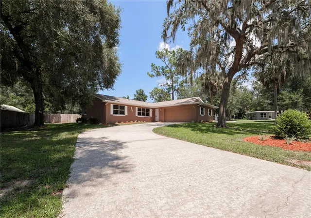 Photo 2 of Single family home for sale at 34691 Orchid Parkway, Dade City, FL 33523 | MLS# O6435348 | Listing updated on 2026-10-19