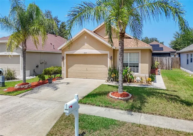 Photo 3 of Single family home for sale at 24443 Summer Wind Ct, Lutz, FL 33559 | MLS# TB8541019 | Listing updated on 2026-10-07