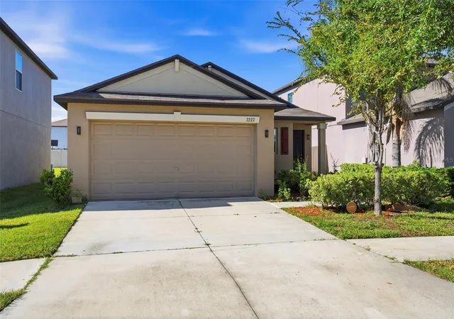 Photo 3 of Single family home for sale at 7227 Salt River Ave, Sun City Center, FL 33573 | MLS# TB8541023 | Listing updated on 2026-09-15