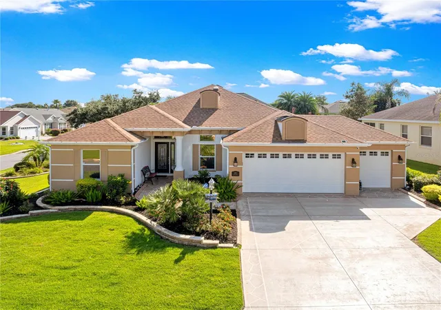 Photo 1 of Single family home for sale at 571 Troy Loop, The Villages, FL 32162 | MLS# OM730809 | Listing updated on 2026-10-28