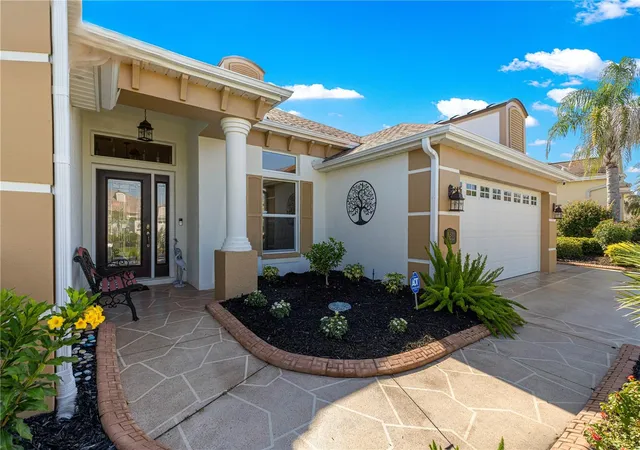 Photo 3 of Single family home for sale at 571 Troy Loop, The Villages, FL 32162 | MLS# OM730809 | Listing updated on 2026-10-28