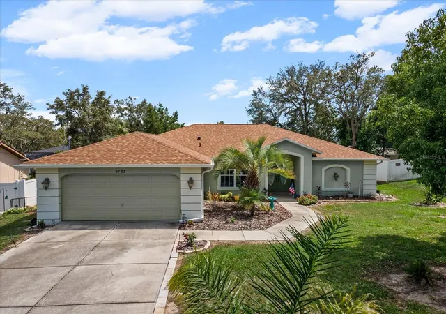 Photo 1 of Single family home for sale at 5733 Cactus Cir, Spring Hill, FL 34606 | MLS# W7888794 | Listing updated on 2026-09-24