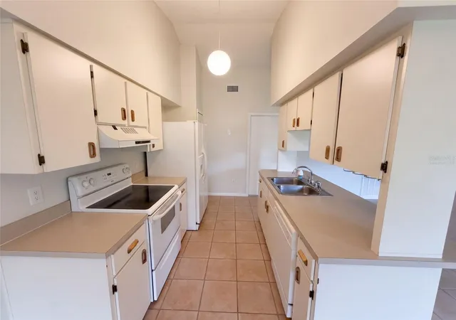 Photo 2 of Single family home for sale at 1061 Hunt St Nw, PALM BAY, FL 32907 | MLS# O6435464 | Listing updated on 2026-10-15