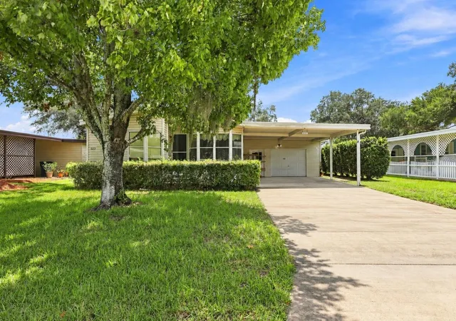 Photo 1 of Manufactured home for sale at 3215 Wekiva Rd, Tavares, FL 32778 | MLS# O6435474 | Listing updated on 2026-09-11
