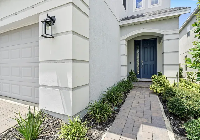 Photo 3 of Single family home for sale at 2812 Hilltop Rd, Clermont, FL 34711 | MLS# O6435584 | Listing updated on 2026-10-21