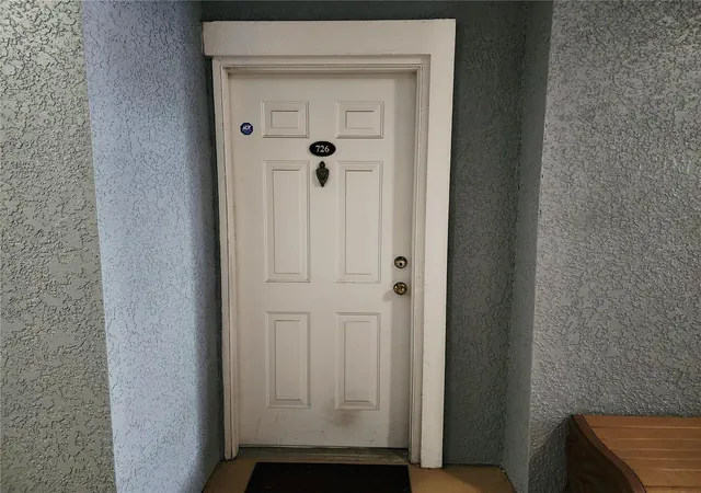 Listing Photo 1 - Condo for sale in building located at 3621 Conroy Rd, Orlando, FL 32839 - Unit #726