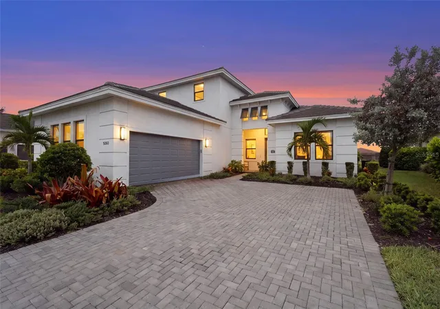 Single family home for sale at 5060 Kiva Cir, BRADENTON, FL 34211 | MLS# A4703723